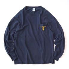 画像1: GILDAN COTTON W-PRINT L/S POCKET TEE "MURPHY'S" (1)