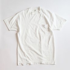 画像1: 80's FRUIT OF THE LOOM WHITE COTTON S/S POCKET TEE "MADE IN USA" (1)