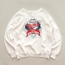 画像1: 80's TRENCH PRINT CREW NECK SWEAT "MINNESOTA Twins 1987 WORLD CHAMPS" (1)