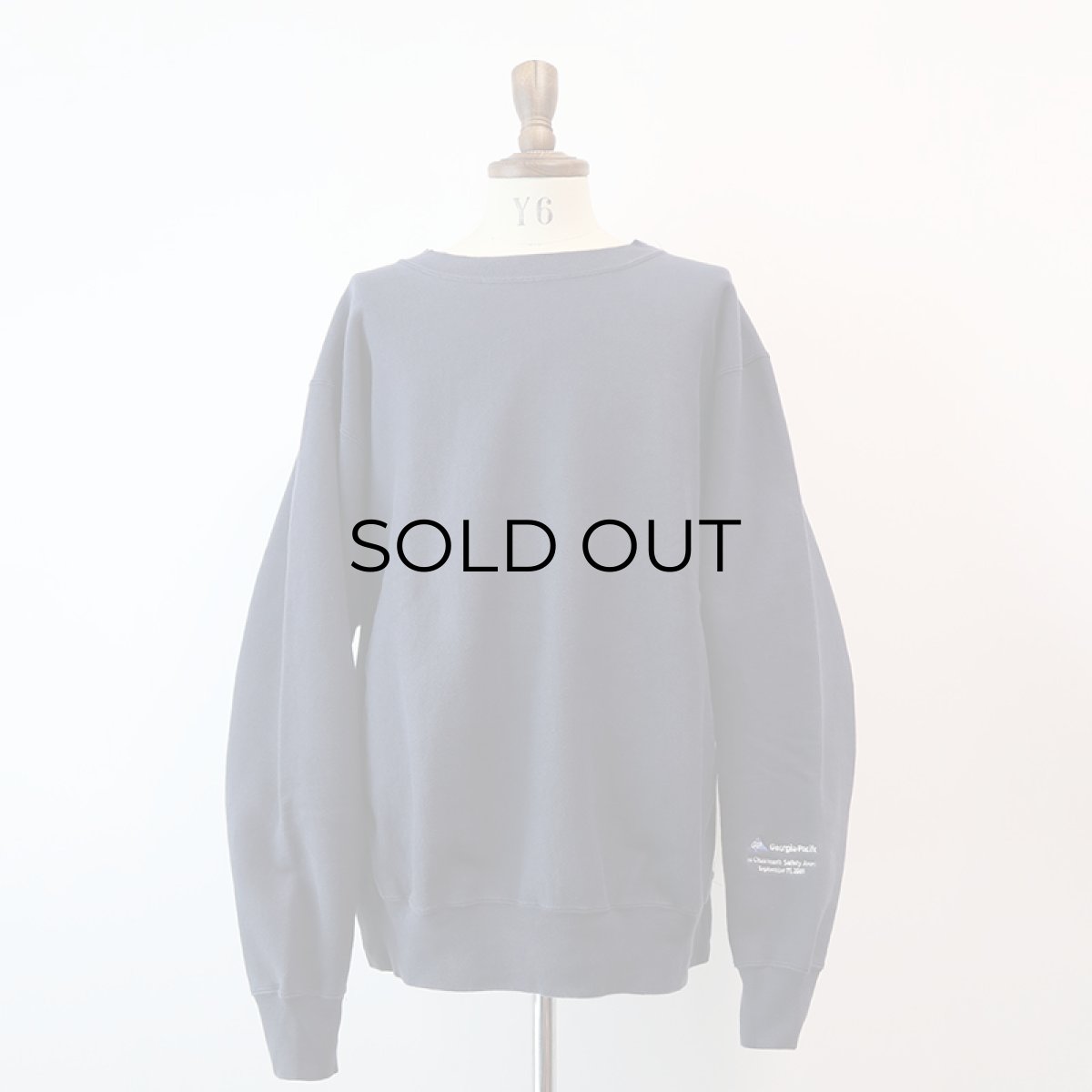 画像1: 90's GRAYBEAR REVERSE WEAVE style EMBROIDERED CREW NECK SWEAT "Georgia-Pacific" (1)