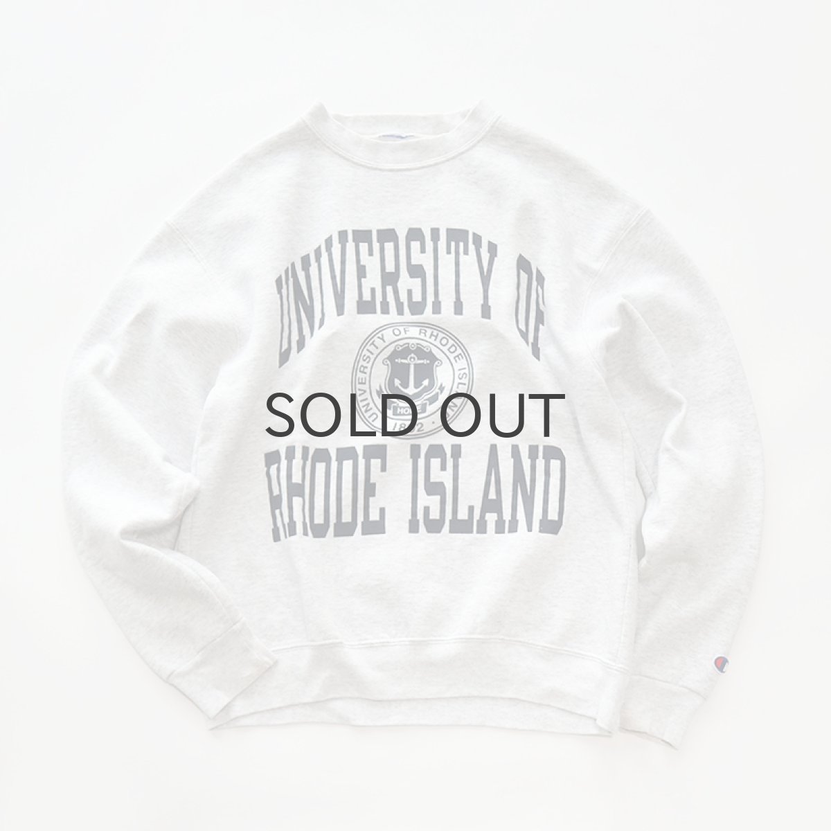 画像1: Champion PRINT CREW NECK SWEAT "UNIVERSITY OF RHODE ISLAND" (1)