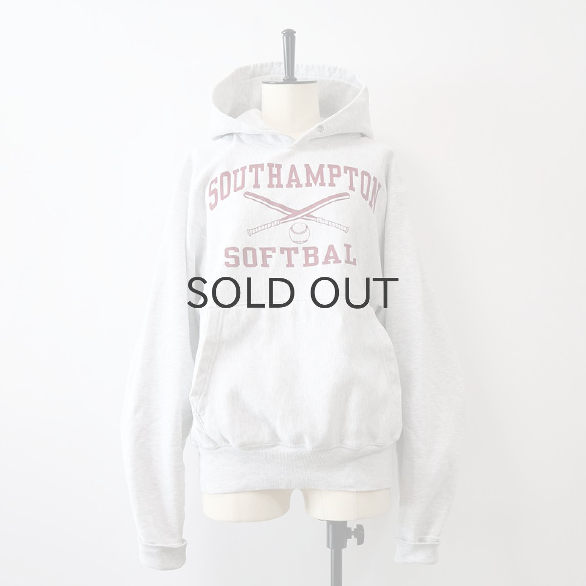 画像1: Champion REVERSE WEAVE PRINT SWEAT PULLOVER PARKA "SOUTHAMPTON SOFTBALL" (1)