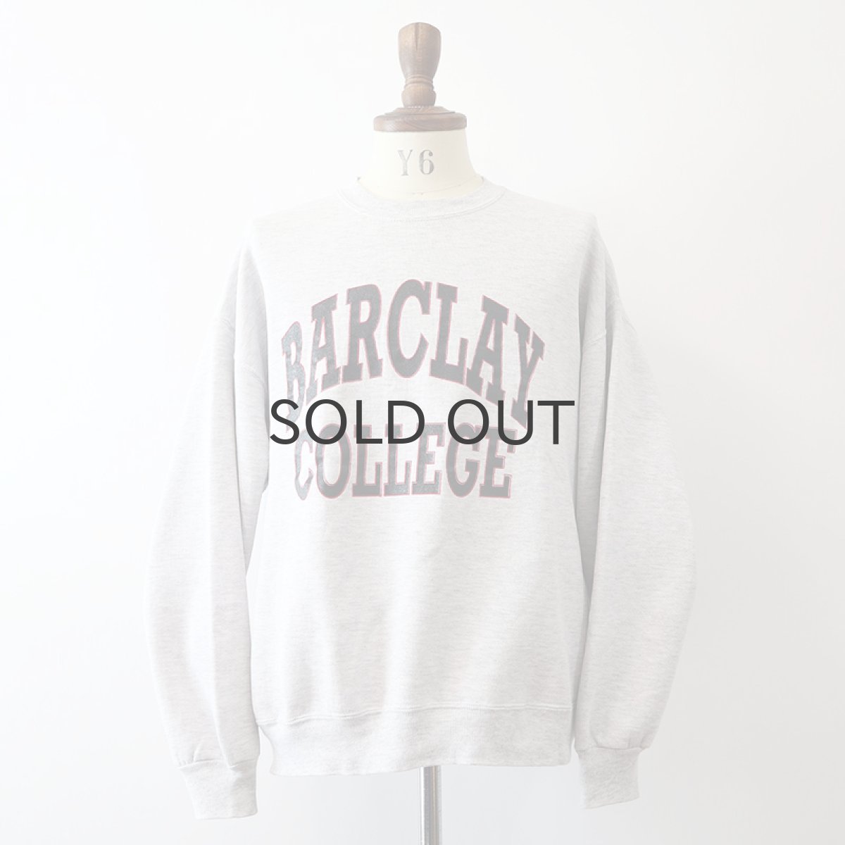 画像1: 〜90's JERZEES PRINT CREW NECK SWEAT "BARCLAY COLLEGE" "MADE IN USA" (1)