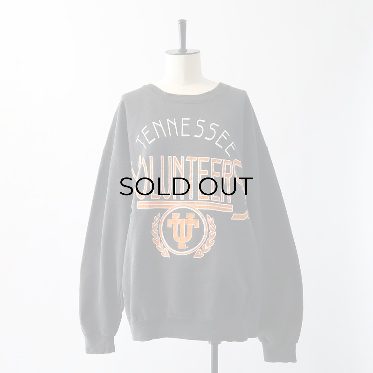画像14: 〜90's BASSETT-WALKER PRINT CREW NECK SWEAT "TENNESSEE VOLUNTEERS" (14)