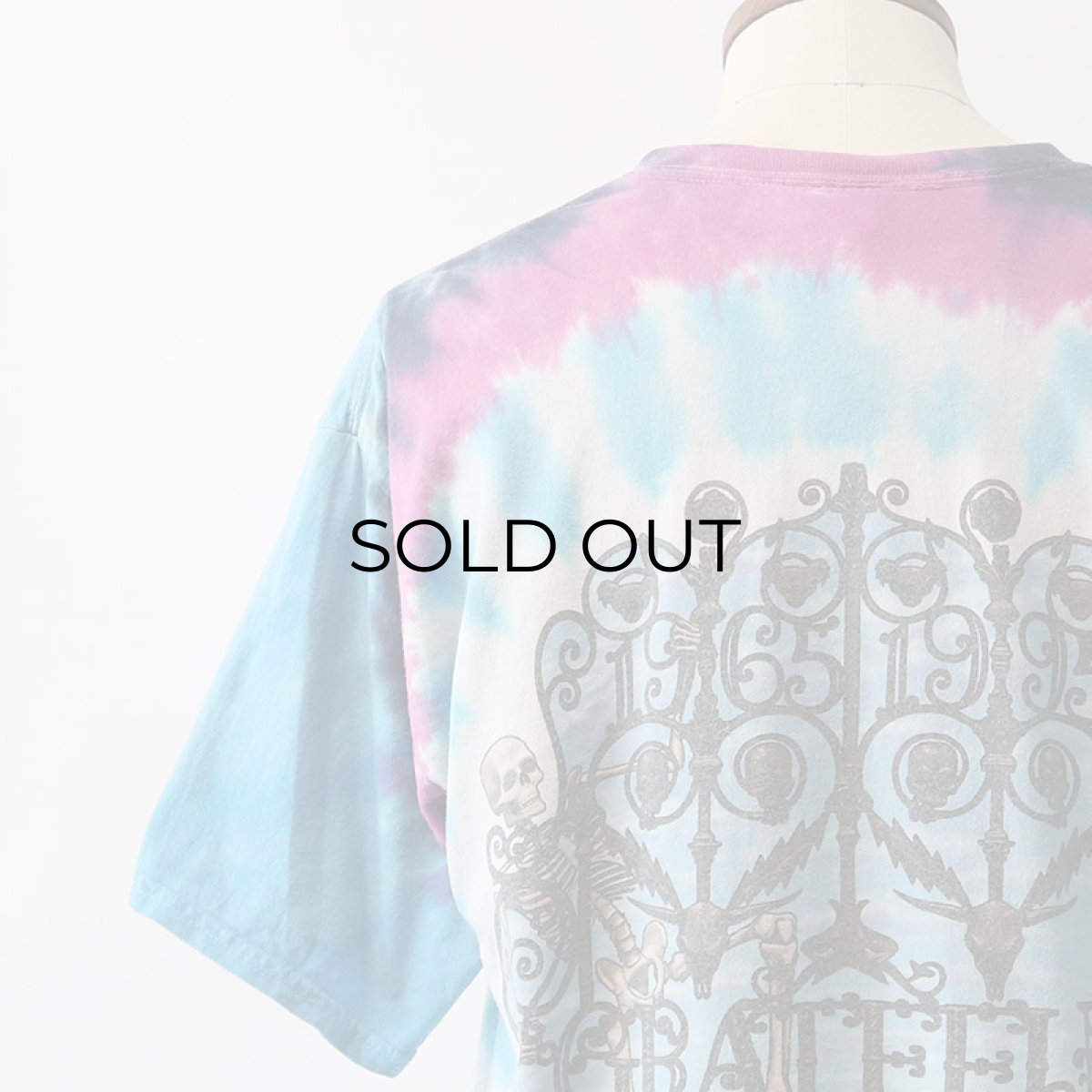 画像11: 90's LIQUID BLUE TIE-DYE COTTON "GRATEFUL DEAD" W-PRINT S/S BAND TEE "1965-1995 30years" (11)