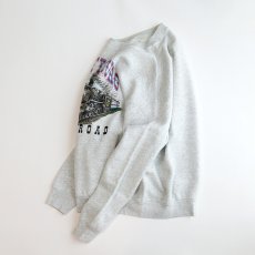 画像2: 90's UNKNOWN BRAND PRINT CREW NECK SWEAT "GETTYSBURG" (2)