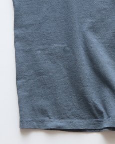 画像4: 00's COTTON DELUXE by ANVIL COTTON EMBROIDERED S/S HENLEY NECK TEE "L.W.S" (4)