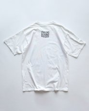 画像2: 90's UNKNOWN BRAND COTTON PRINT S/S ART TEE "MYLES MAILLIE" (2)
