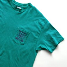 画像3: 〜90's Hanes COTTON W-PRINT S/S POCKET TEE "Virginia Ski Club" "MADE IN USA" (3)