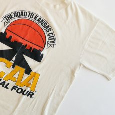 画像3: 80's UNKNOWN BRAND PRINT S/S TEE "NCAA 1988 FINAL FOUR" (3)