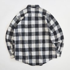 画像2: 〜90's ST. JOHN'S BAY COTTON BLOCK CHECK HEAVY FLANNEL SHIRT (2)