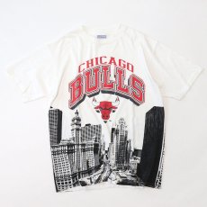 画像1: 90's All Sport COTTON HORIZONTAL PATTERN PRINT S/S TEE "CHICAGO BULLS" (1)