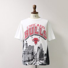 画像10: 90's All Sport COTTON HORIZONTAL PATTERN PRINT S/S TEE "CHICAGO BULLS" (10)