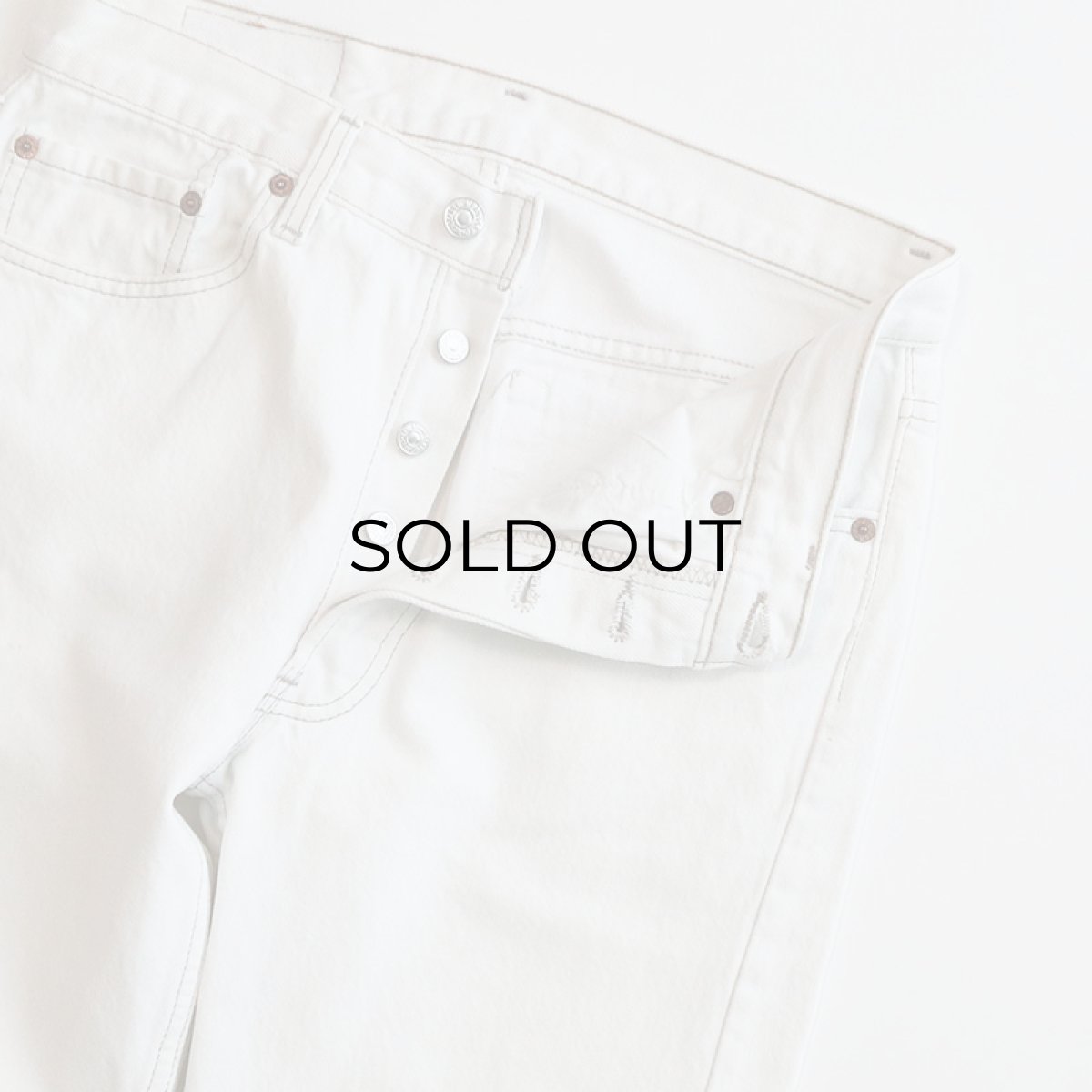 画像4: LEVI'S 501 WHITE DENIM PANTS "made in USA" 【W31 x L29 程度】 (4)