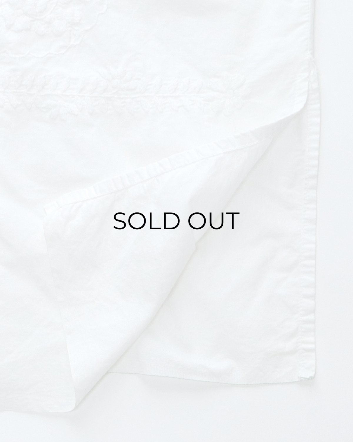 画像6: OLD UNKNOWN BRAND WHITE COTTON EMBROIDERED MEXICAN DRESS (6)