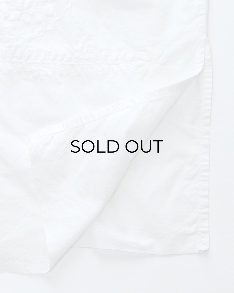 画像6: OLD UNKNOWN BRAND WHITE COTTON EMBROIDERED MEXICAN DRESS (6)