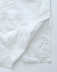 画像6: OLD UNKNOWN BRAND WHITE COTTON EMBROIDERED MEXICAN DRESS (6)