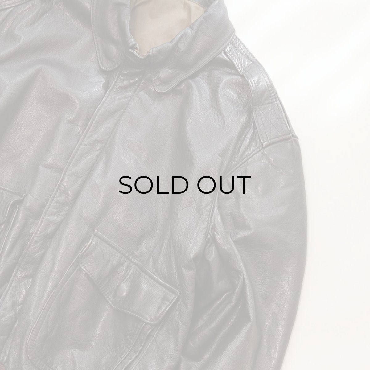 画像4: 80's UNKNOWN BRAND LEATHER A-2 style ZIP JACKET (4)