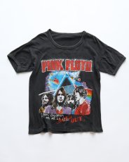 画像1: 70's-80's UNKNOWN BRAND PAKISTAN COTTON "PINK FLOYD" W-PRINT S/S BAND TEE "THE WALL IN CONCERT" (1)
