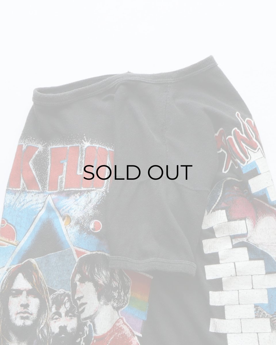 画像6: 70's-80's UNKNOWN BRAND PAKISTAN COTTON "PINK FLOYD" W-PRINT S/S BAND TEE "THE WALL IN CONCERT" (6)