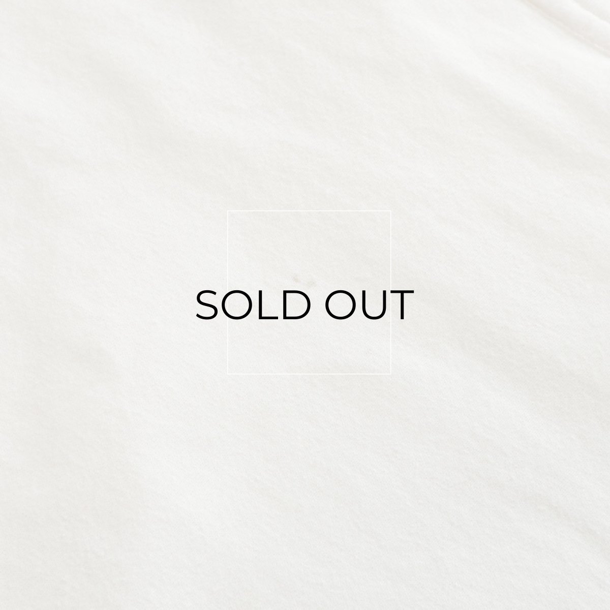 背中に小さな汚れ