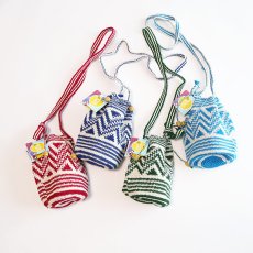 画像1: 【NEW】Unique Batik Carryall Small Shoulder Bag (1)