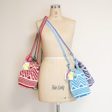 画像12: 【NEW】Unique Batik Carryall Small Shoulder Bag (12)