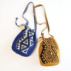 画像1: 【NEW】Unique Batik Carryall Shoulder Bag (1)