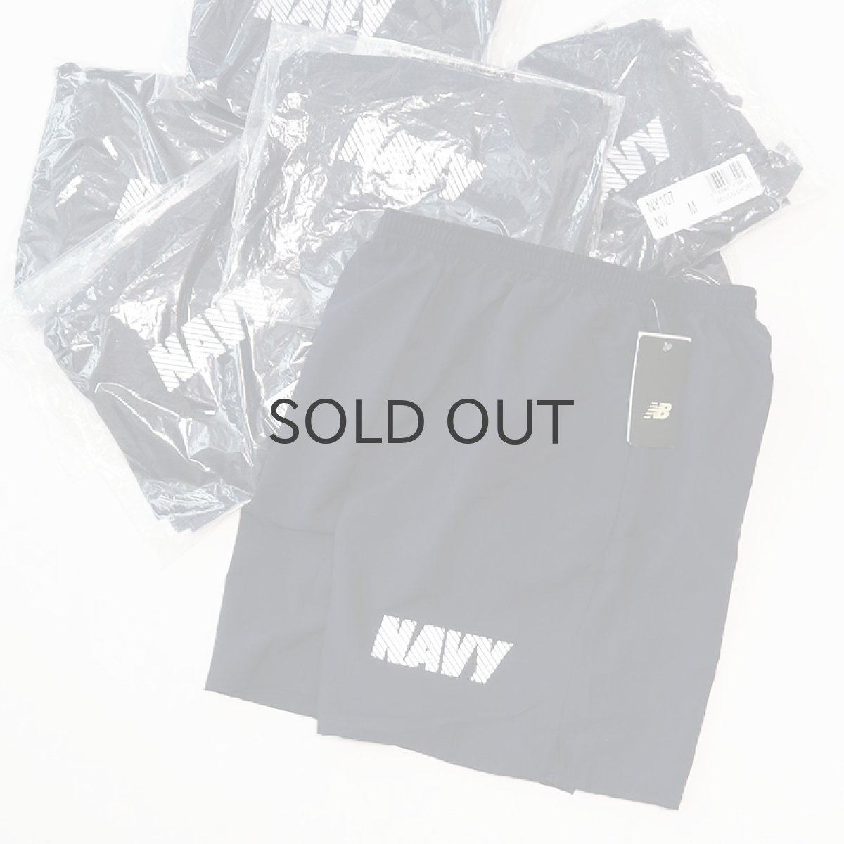 画像1: US NAVY by New Balance POLYESTER GYM SHORTS "DEADSTOCK"【Size : M】 (1)