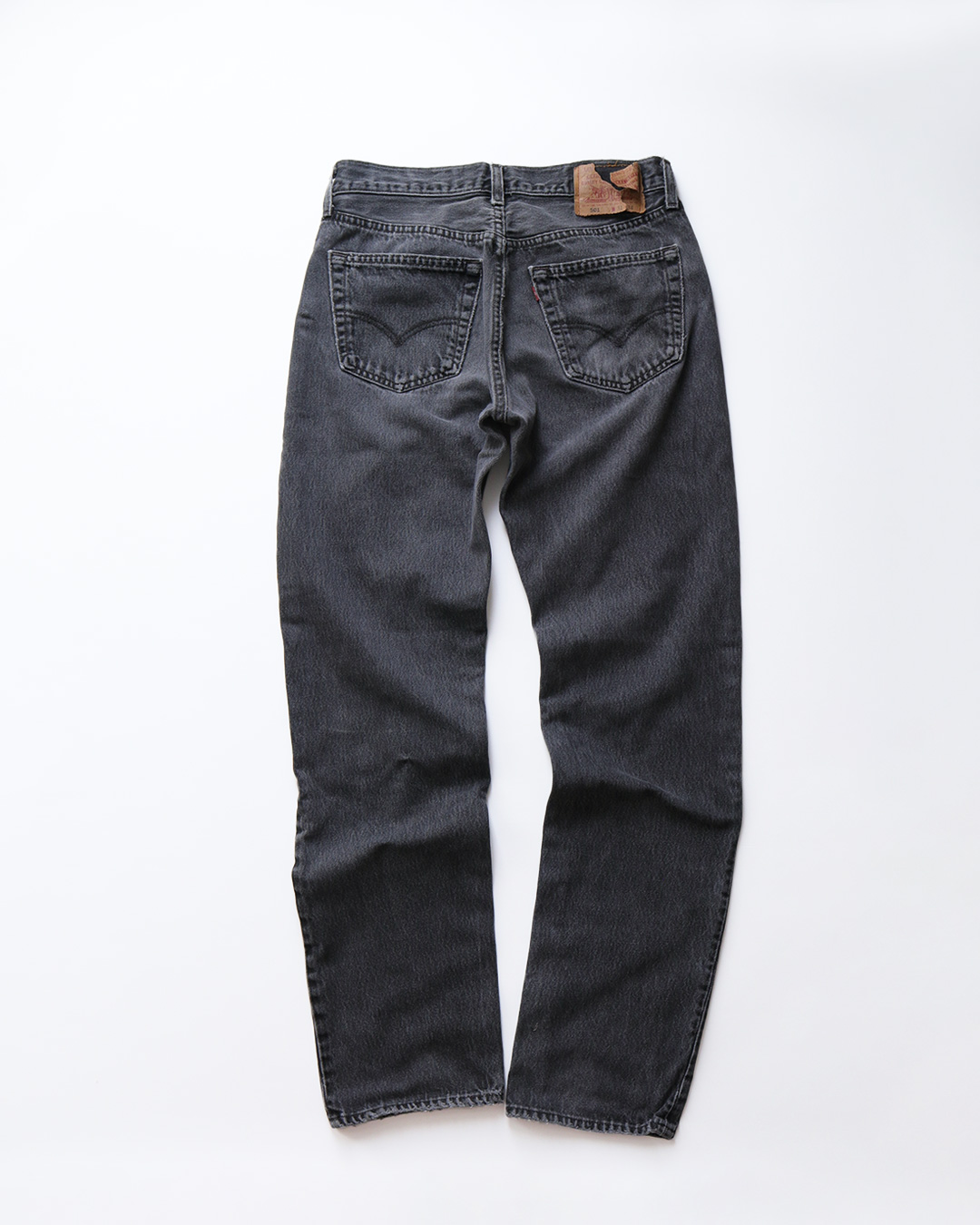 画像2: LEVI'S 501 BLACK DENIM PANTS "made in USA" 【W31 x L33 程度】 (2)